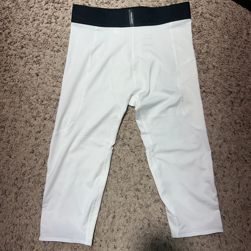Nike Pro Dri-FIT Boys 3/4 Compression Tights White Black Waistband Size Large - Picture 2 of 12